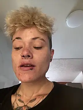 Megan-c online show from May 2026 11:39:01 AM