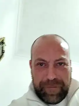 Snapshot of dkay80 chatting on April 2026 10:44:01 PM dkay80 online show from April 2026 10:44:01 PM