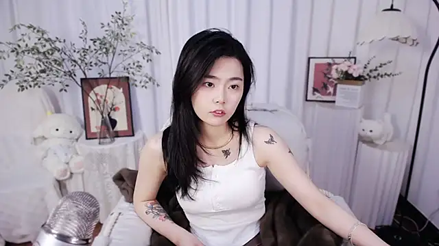 Snapshot of niu_rou_mian chatting on April 2026 07:36:02 AM niu rou mian online show from April 2026 07:36:02 AM