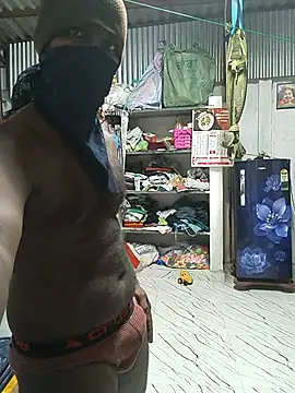 bigandhuge45 online show from May 2026 05:32:02 PM