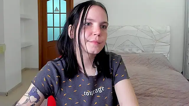 Kitty Lilit  online show from April 2026 02:28:02 PM