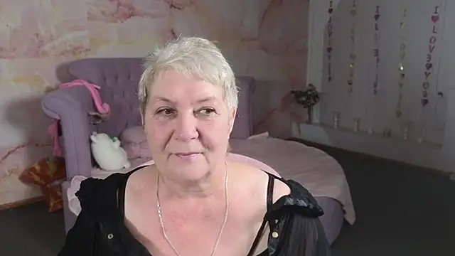 Snapshot of Poppy_Pulse chatting on June 2026 05:27:01 AM Poppy Pulse online show from June 2026 05:27:01 AM