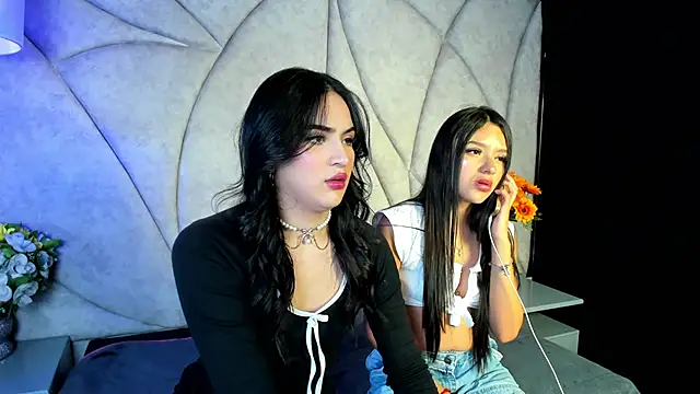 Kimora Blaze online show from April 2026 09:21:02 PM