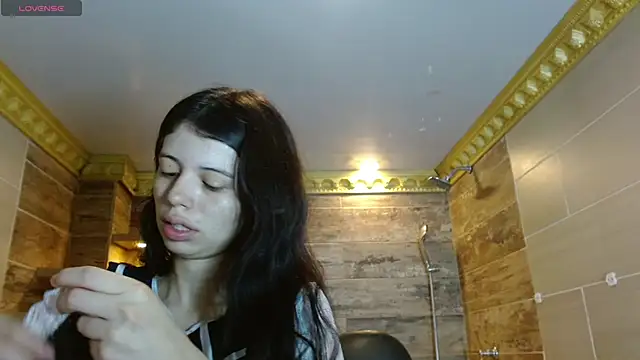Sophie Copers online show from April 2026 02:45:02 PM