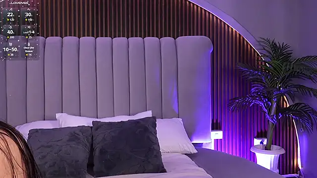NicolSantos online show from June 2026 11:33:01 AM
