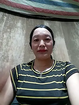 Snapshot of vanlucky2 chatting on June 2026 02:57:02 AM vanlucky2 online show from June 2026 02:57:02 AM