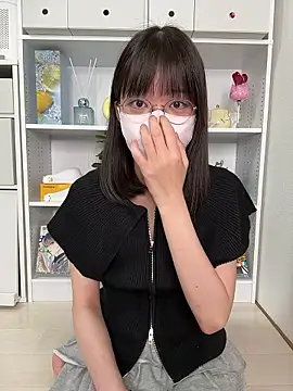 Snapshot of Kannanoko_ chatting on April 2026 05:02:02 AM Kannanoko online show from April 2026 05:02:02 AM