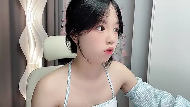 Xiaoqing00 online show from May 2026 03:24:02 AM