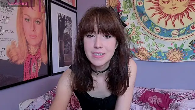 MyLovelyClitty online show from June 2026 01:14:01 PM