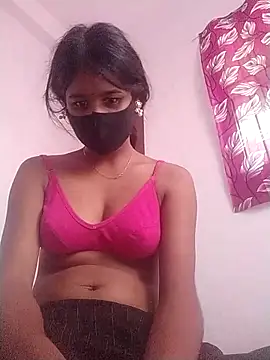 Shaniya03 online show from May 2026 04:43:01 AM