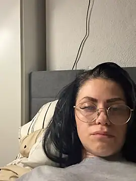 AriannaCruse online show from April 2026 10:24:02 PM