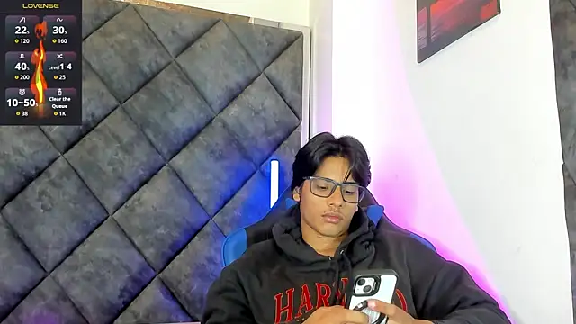 LiamKron online show from June 2026 11:29:02 AM