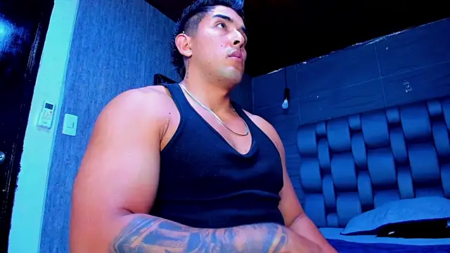 alangreek1 online show from April 2026 11:32:02 PM