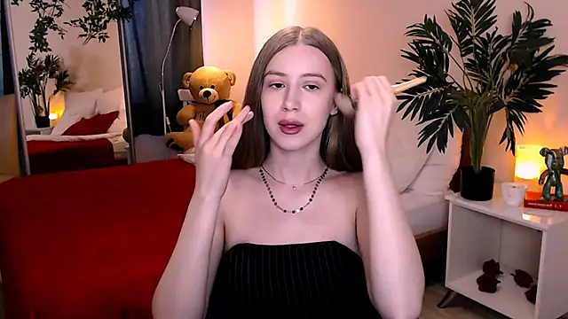 cheeky chick online show from June 2026 06:18:01 AM