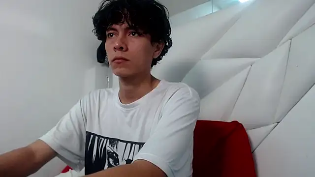 Shirowitheb online show from April 2026 12:21:02 PM