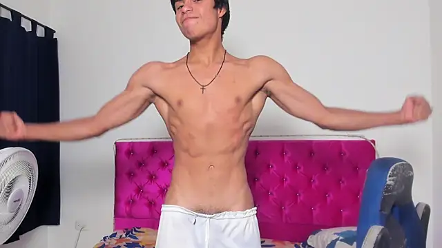 Snapshot of skinny_sam chatting on July 2026 05:43:02 AM skinny sam online show from July 2026 05:43:02 AM