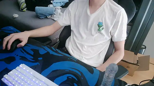 Theo19cmgerman online show from April 2026 09:24:02 AM