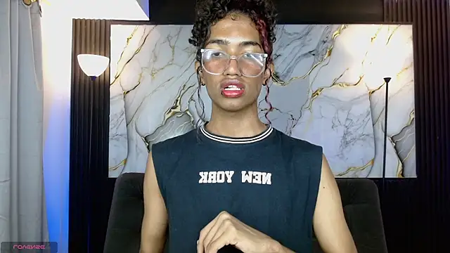 triiangel latinboy online show from May 2026 12:27:01 AM