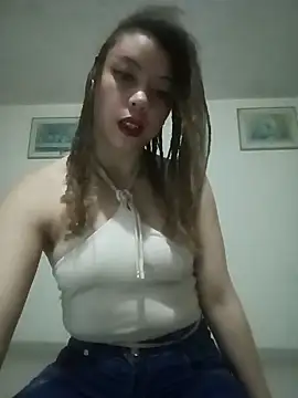 Snapshot of SweetJeii chatting on May 2026 09:31:01 PM SweetJeii online show from May 2026 09:31:01 PM