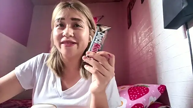 Snapshot of TamRuman chatting on April 2026 03:11:01 AM TamRuman online show from April 2026 03:11:01 AM