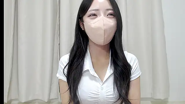 Snapshot of RIN_RIN__ chatting on May 2026 01:29:02 PM RIN RIN online show from May 2026 01:29:02 PM