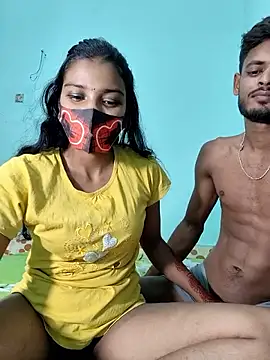 Snapshot of Hot-Couple4 chatting on May 2026 05:18:02 PM Hot-Couple4 online show from May 2026 05:18:02 PM