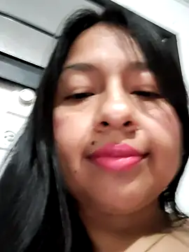 Snapshot of alisonnturbay chatting on June 2026 02:31:02 AM alisonnturbay online show from June 2026 02:31:02 AM