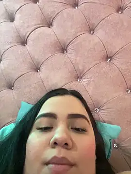 laurenlaine online show from May 2026 03:15:01 AM