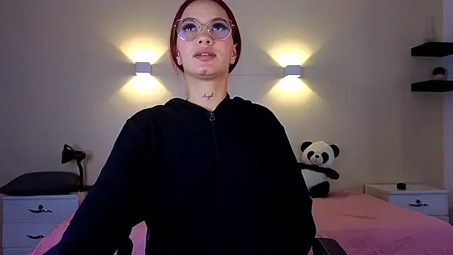 Snapshot of _MaryAnn chatting on April 2026 04:48:02 PM MaryAnn online show from April 2026 04:48:02 PM
