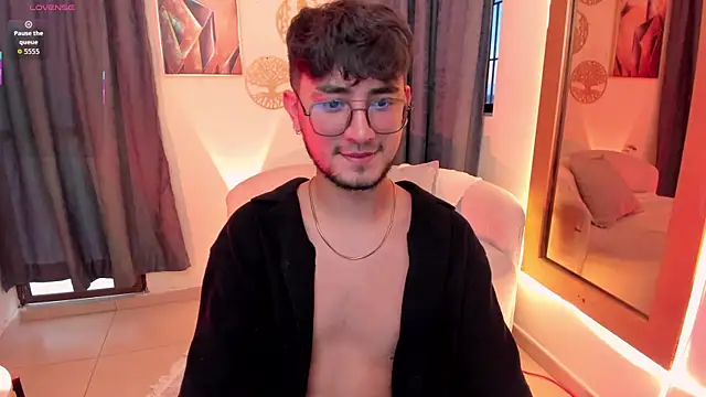 Snapshot of Dante_Rushx chatting on July 2026 08:33:02 PM Dante Rushx online show from July 2026 08:33:02 PM