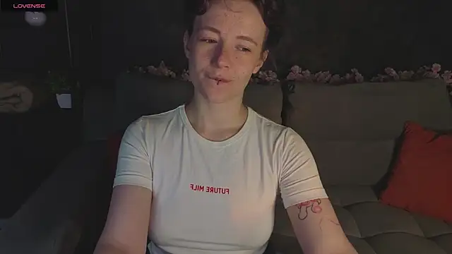 Ricki Bloom online show from June 2026 01:15:01 AM