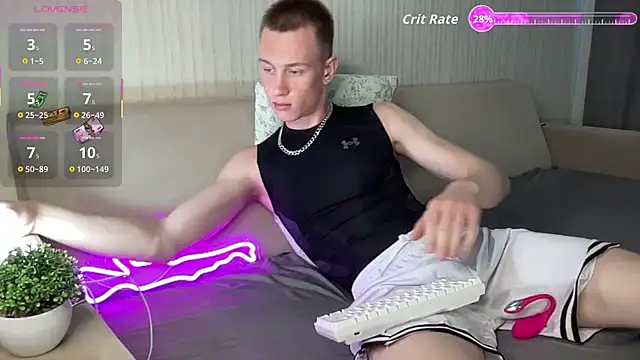 Snapshot of Travis_Gracile chatting on July 2026 10:07:01 AM Travis Gracile online show from July 2026 10:07:01 AM