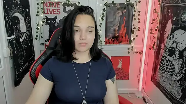 Snapshot of Caroline_cutte chatting on July 2026 06:06:01 AM Caroline cutte online show from July 2026 06:06:01 AM