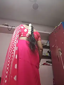 Snapshot of Tamilaunty35 chatting on May 2026 03:11:01 PM Tamilaunty35 online show from May 2026 03:11:01 PM
