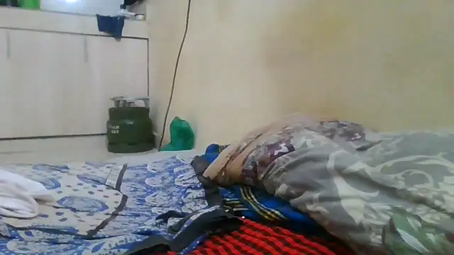 sweetbubbley online show from May 2026 01:43:02 PM