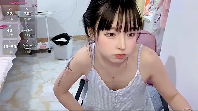 Snapshot of Kaixin-baobao chatting on May 2026 10:56:01 AM Kaixin-baobao online show from May 2026 10:56:01 AM