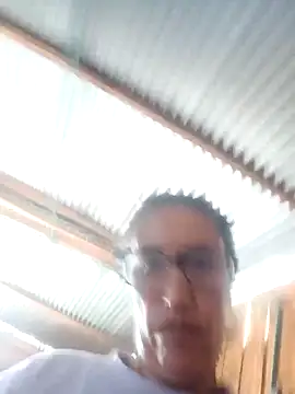 Snapshot of DulceM0609 chatting on April 2026 02:00:01 PM DulceM0609 online show from April 2026 02:00:01 PM