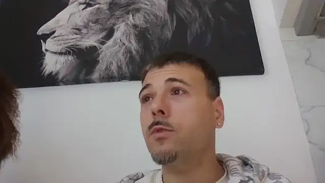 Snapshot of CasalFire chatting on May 2026 02:54:01 PM CasalFire online show from May 2026 02:54:01 PM