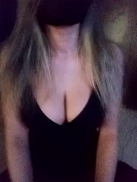 CumToHazel online show from May 2026 09:53:01 PM