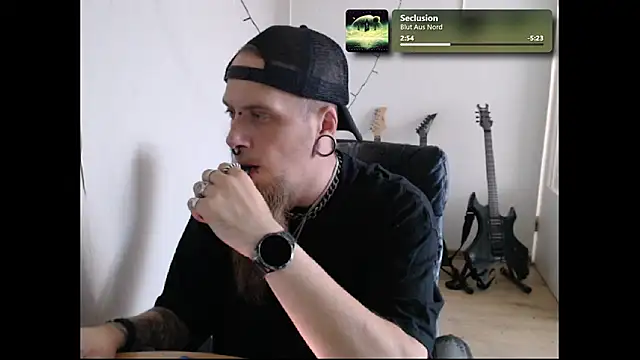Snapshot of THatRandomMetalHead chatting on July 2026 03:58:01 PM THatRandomMetalHead online show from July 2026 03:58:01 PM