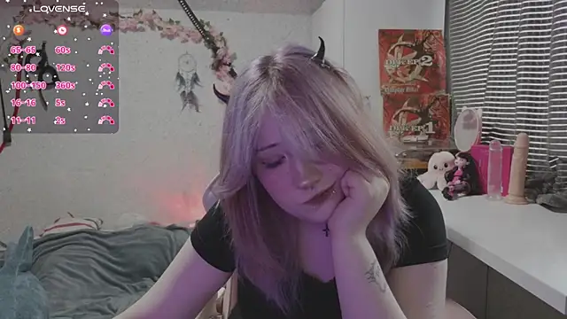 Snapshot of plumpy_girl chatting on April 2026 01:41:02 PM plumpy girl online show from April 2026 01:41:02 PM