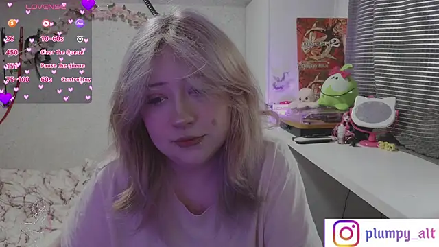 Snapshot of plumpy_girl chatting on April 2026 02:01:01 PM plumpy girl online show from April 2026 02:01:01 PM