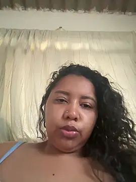 Snapshot of Ninibella chatting on July 2026 11:05:02 AM Ninibella online show from July 2026 11:05:02 AM