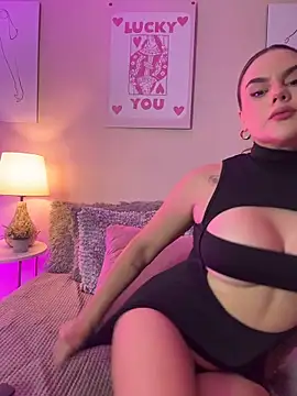 TinaMercier online show from May 2026 10:59:01 PM