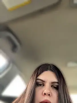 Snapshot of AmeliaBronze chatting on April 2026 06:53:02 AM AmeliaBronze online show from April 2026 06:53:02 AM