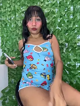MELIZ QUEEN online show from April 2026 12:08:02 PM