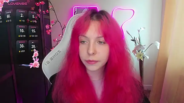 InfernoKitten online show from May 2026 01:03:02 AM