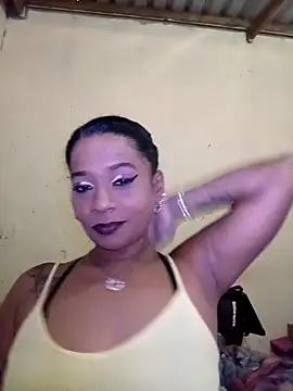 Snapshot of MissyLoveCreator chatting on April 2026 10:18:01 AM MissyLoveCreator online show from April 2026 10:18:01 AM