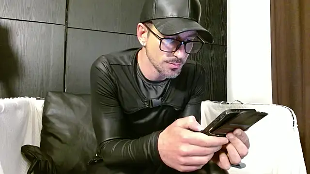 Snapshot of The_Rico_Ryder chatting on April 2026 05:47:01 PM The Rico Ryder online show from April 2026 05:47:01 PM