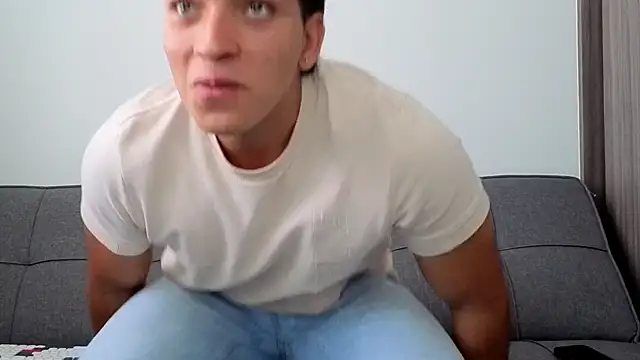 Snapshot of James_silva1 chatting on April 2026 04:21:02 PM James silva1 online show from April 2026 04:21:02 PM
